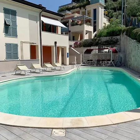 Apartament Pool House La Spezia